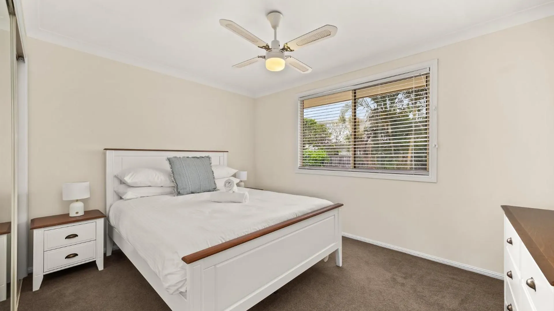 Quiet 4-Bed Getaway Close To Brisbane Airport Wellington Point 0*,  Australia