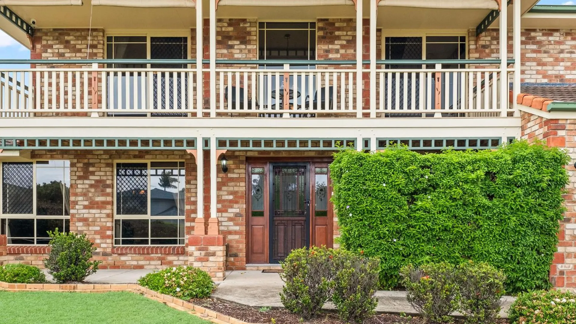 Quiet 4-Bed Getaway Close To Brisbane Airport Wellington Point 0*,