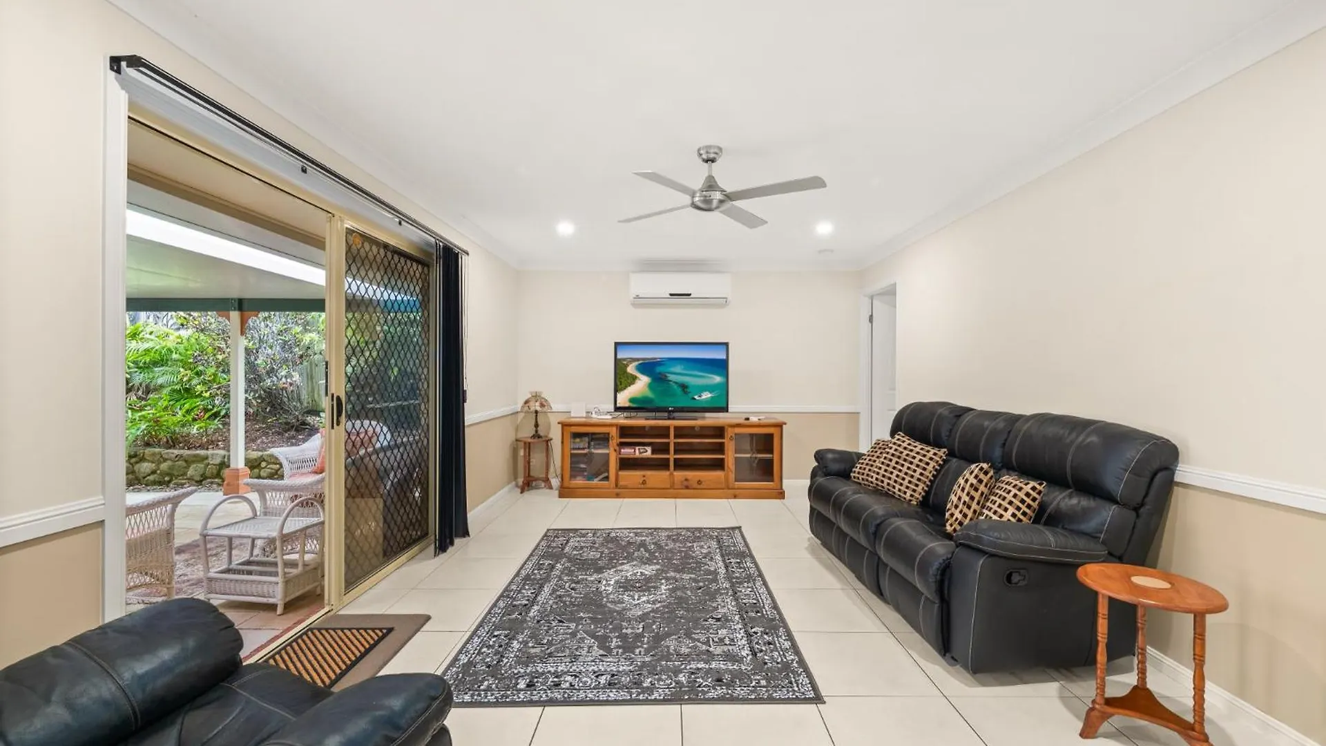 Quiet 4-Bed Getaway Close To Brisbane Airport Wellington Point Holiday home